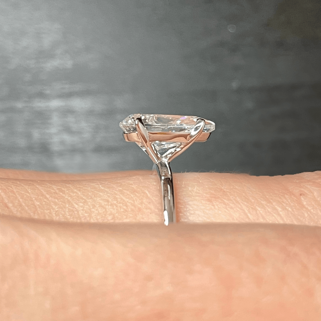 2CT Pear Travel Engagement Ring